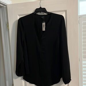 Torrid Black Pleated V-Neck Blouse NWT 2X